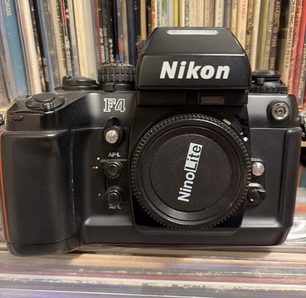 Nikon F4